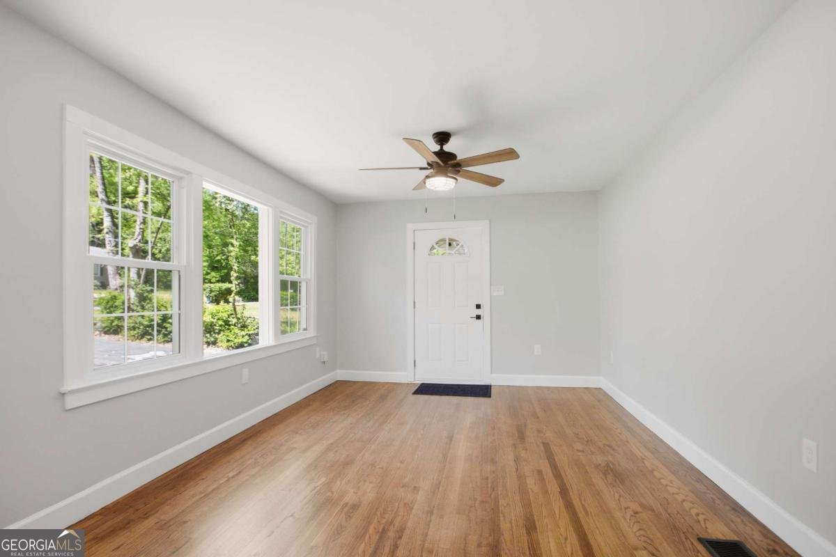 2274 Carey Drive Atlanta - Photo 6