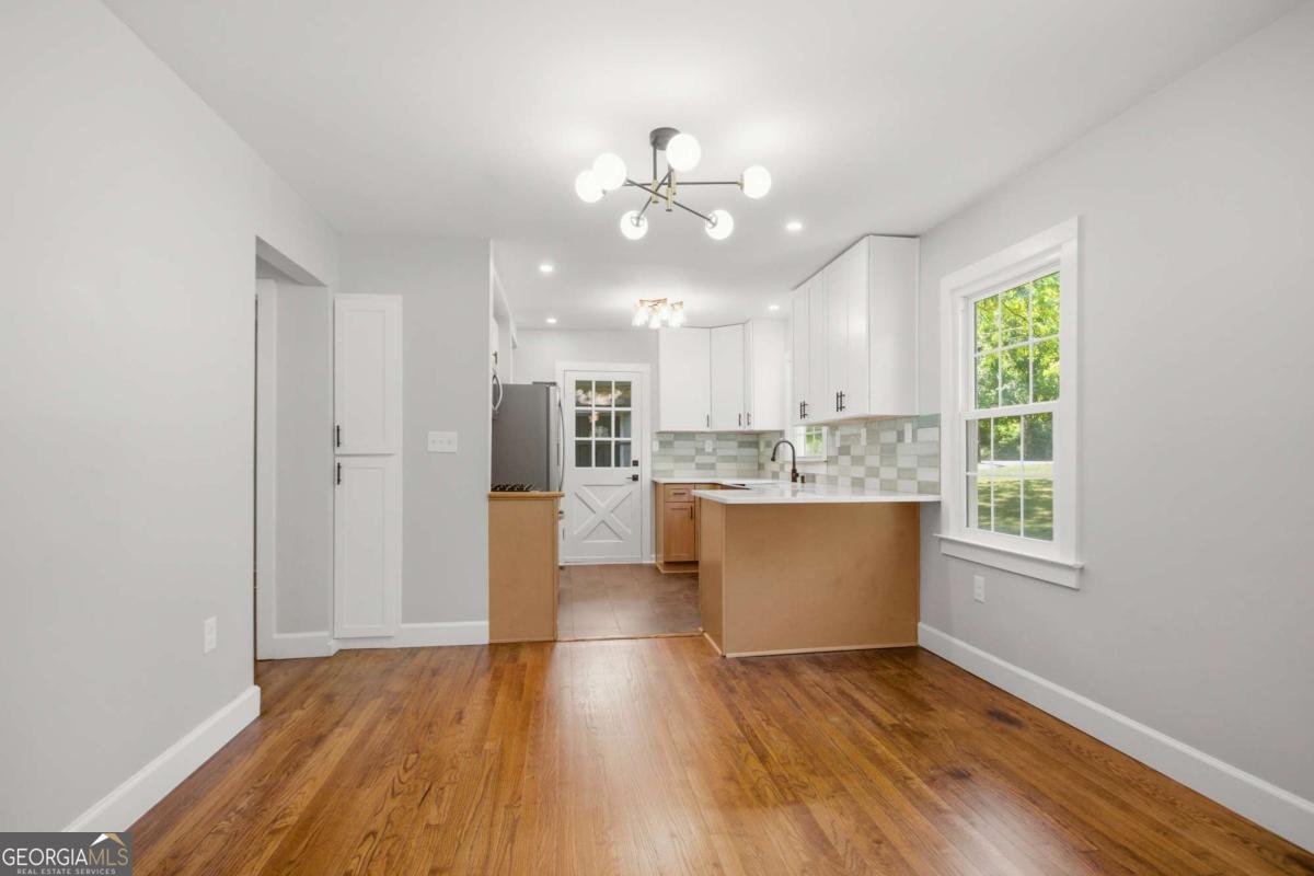 2274 Carey Drive Atlanta - Photo 8