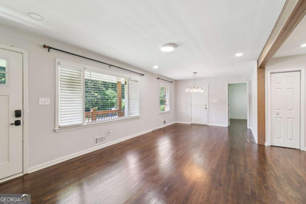 1652 DETROIT Avenue Atlanta - Photo 9