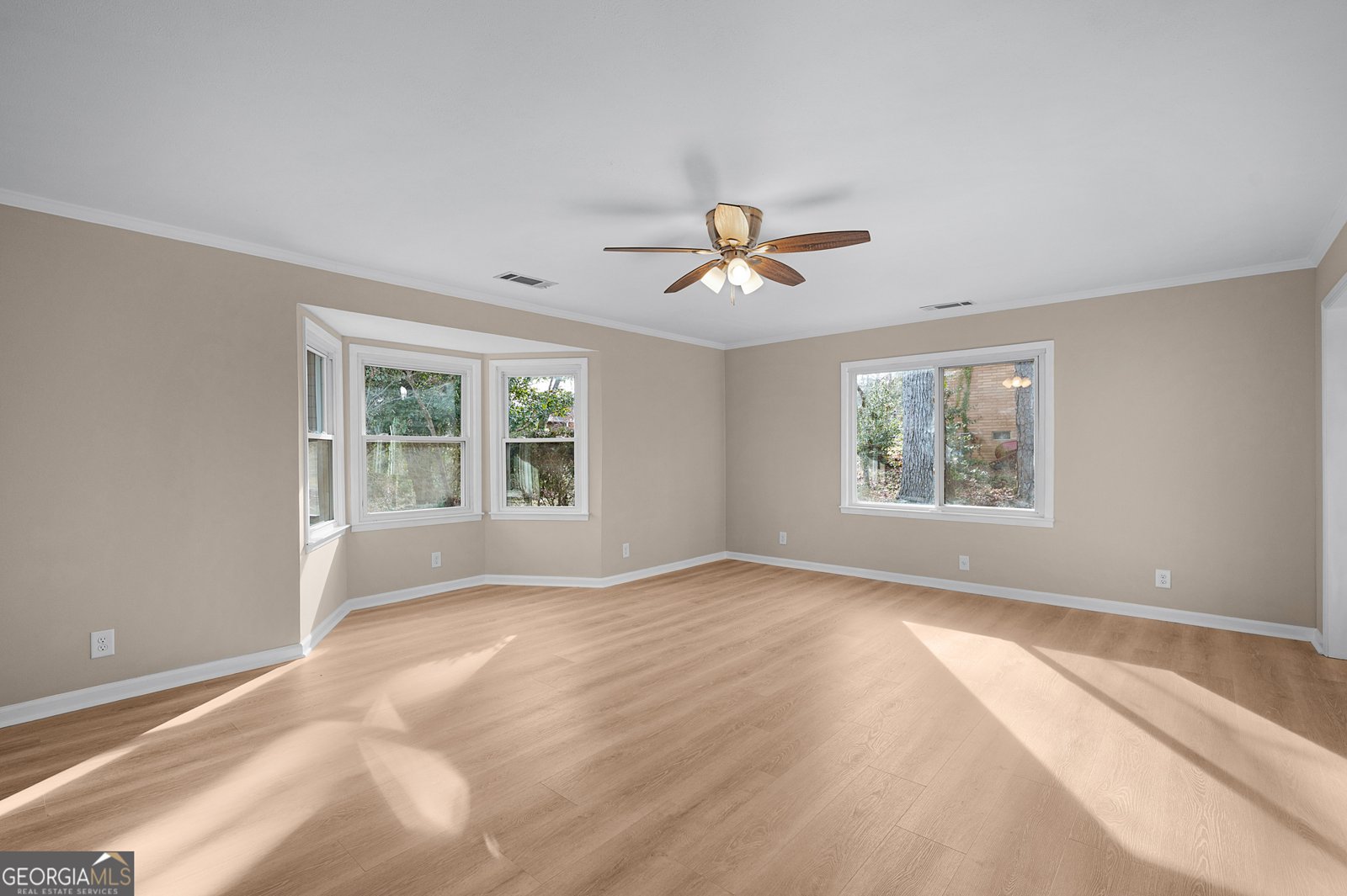 300 Woodland Drive Calhoun - Photo 8