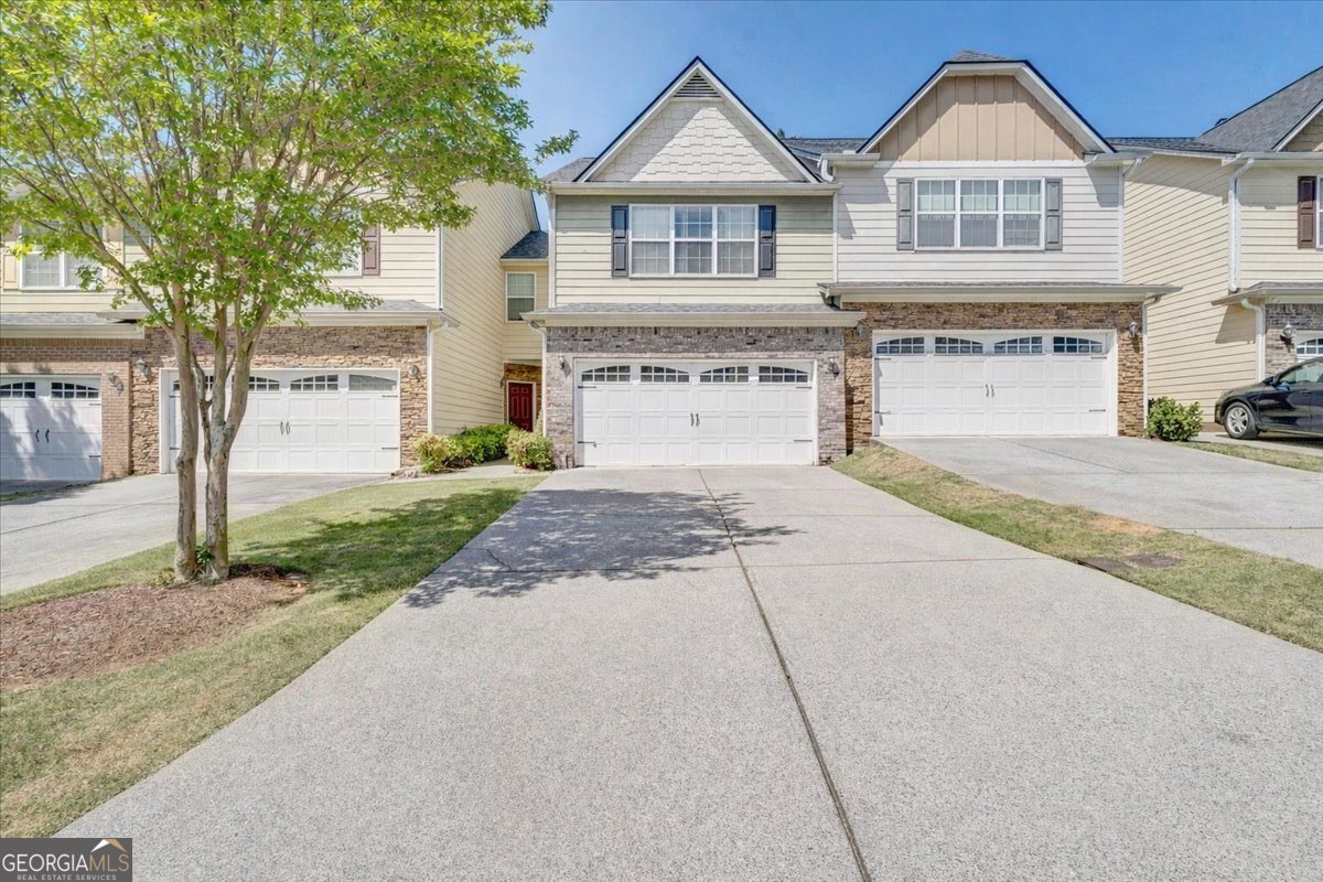 4557 Rainier Way Acworth - Photo 1