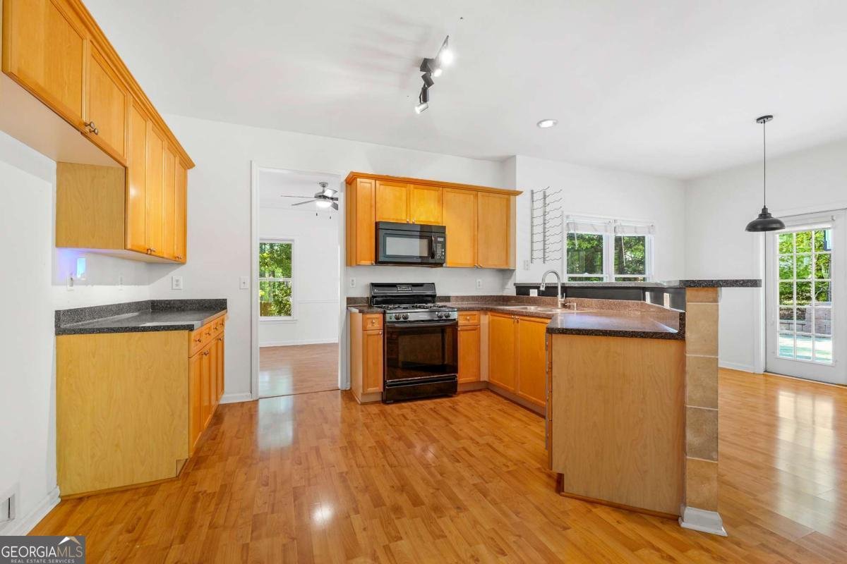 873 Red Rock Court Suwanee - Photo 12