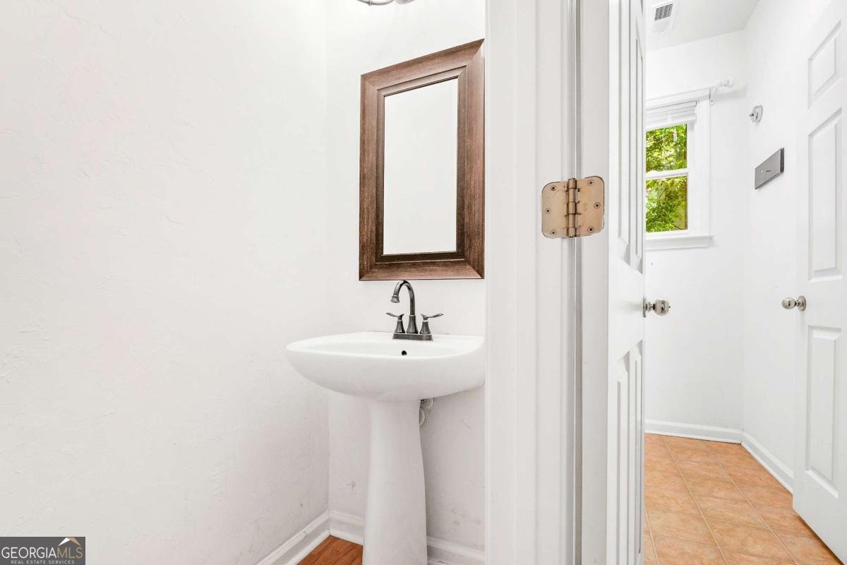 873 Red Rock Court Suwanee - Photo 19