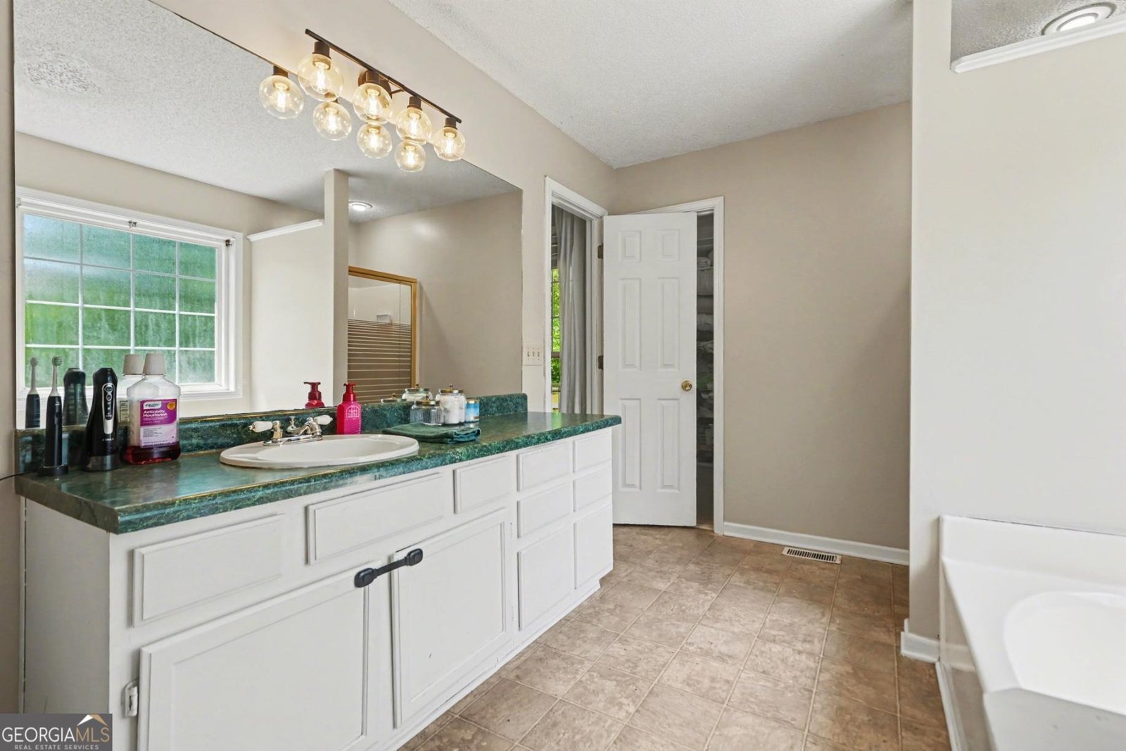 1595 Harmony Road Temple - Photo 17