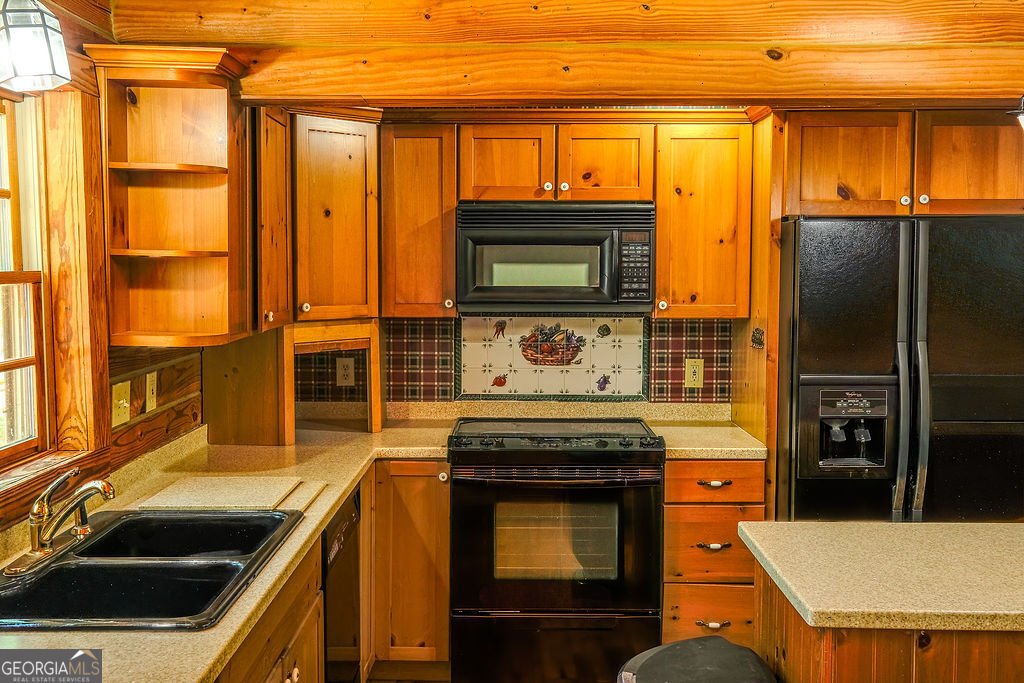 838 Buford Carey Road Hull - Photo 12