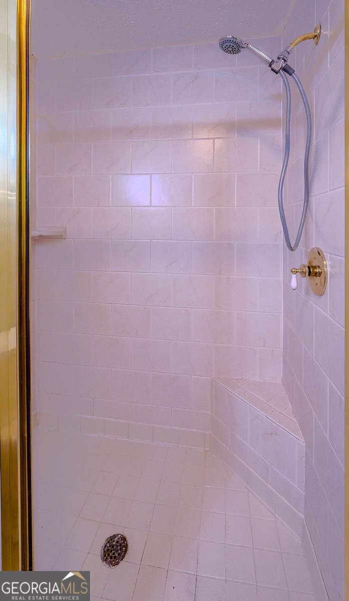 838 Buford Carey Road Hull - Photo 25