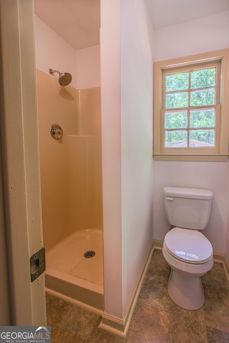 838 Buford Carey Road Hull - Photo 40