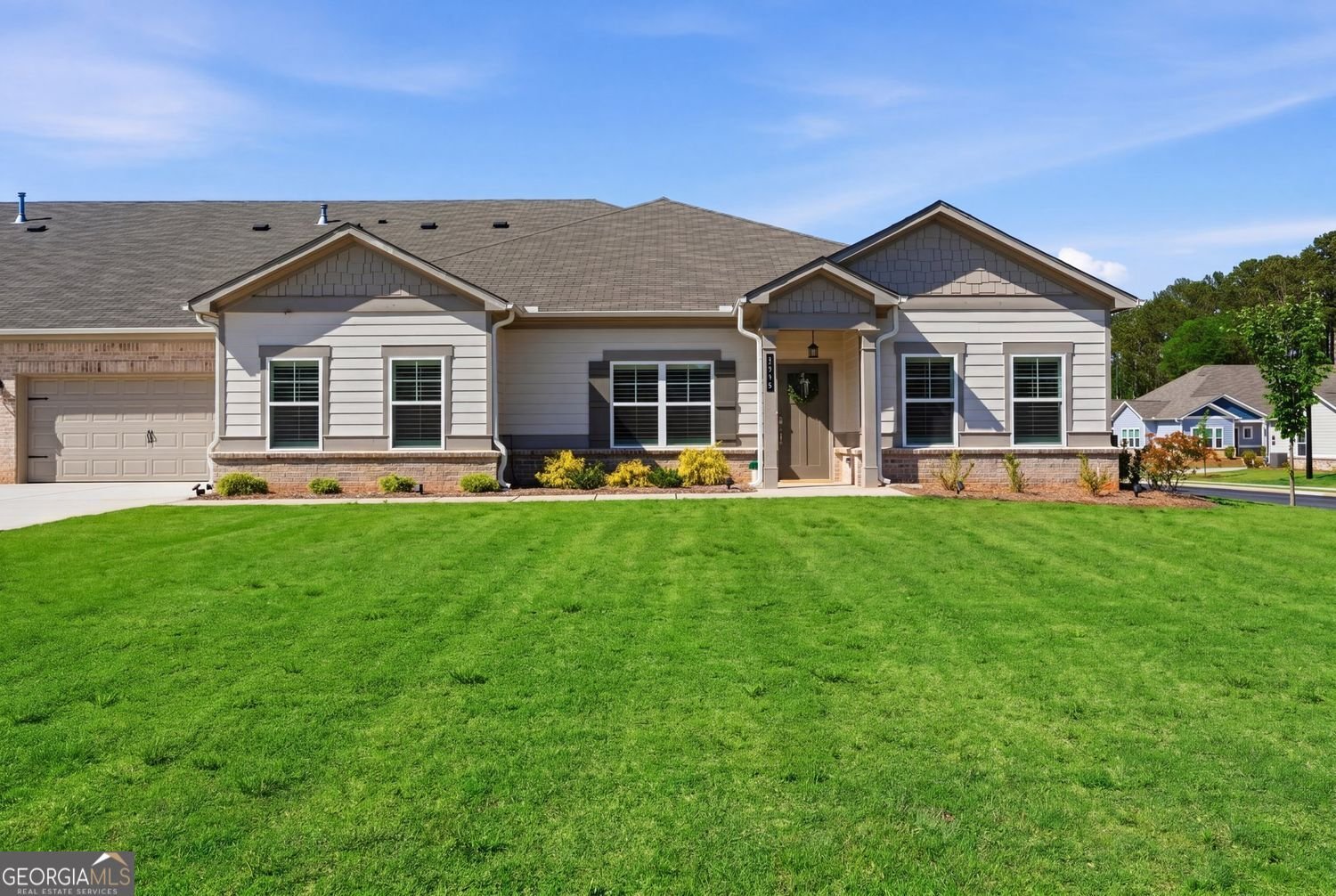 3930 Shelleydale Drive Powder Springs - Photo 1