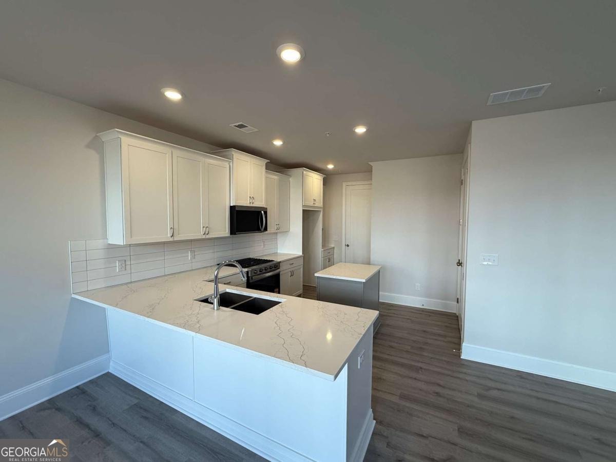 1652 Crestcreek Court Marietta - Photo 6