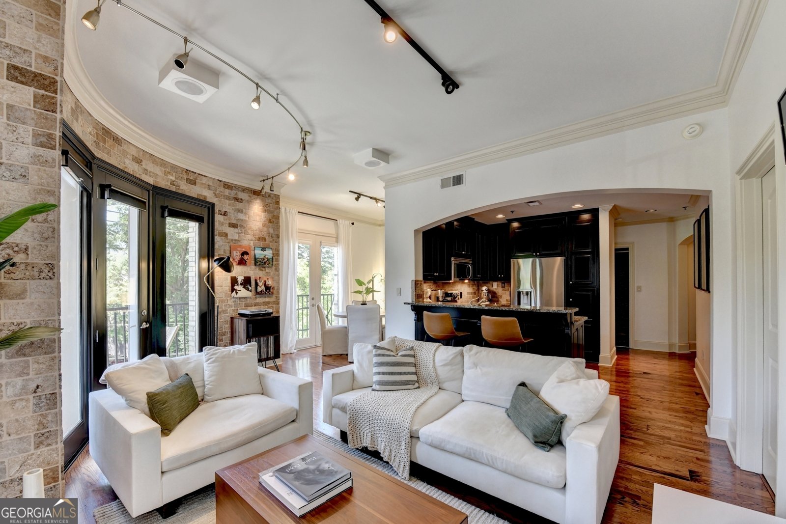 2255 Peachtree Road Atlanta - Photo 1