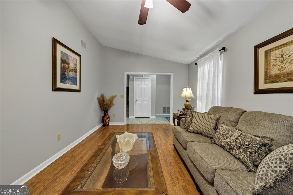 140 Leigh Kay Drive Lawrenceville - Photo 9