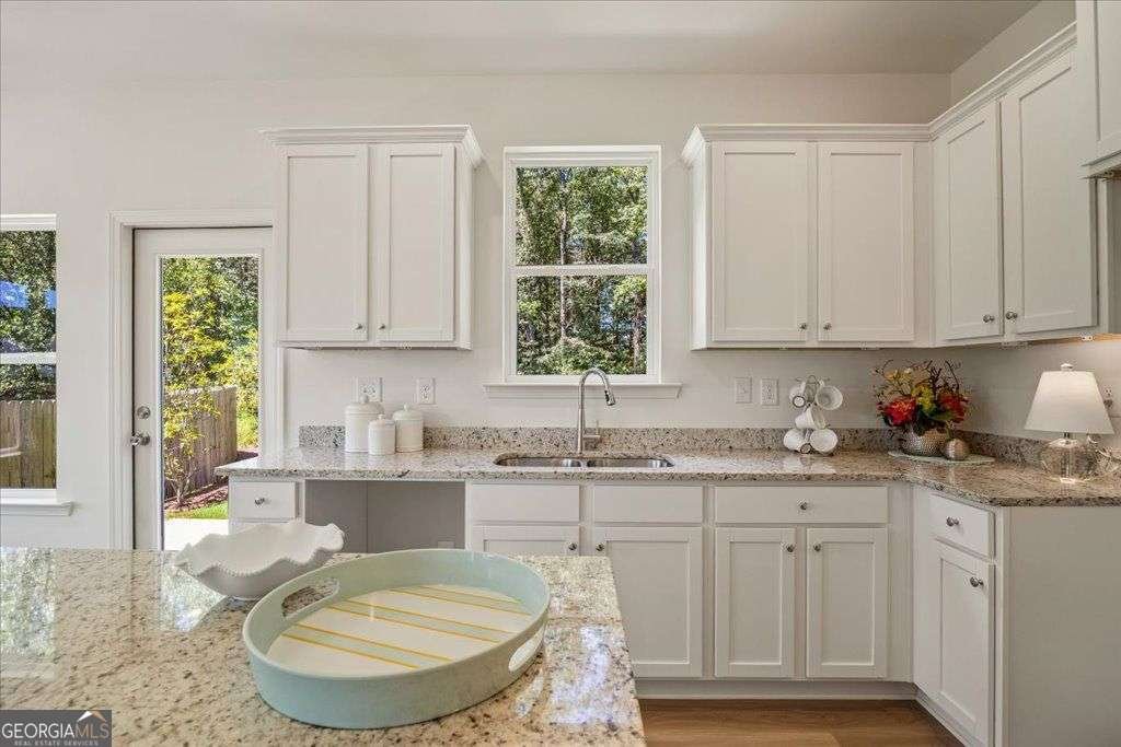 2561 Riverside Road Conyers - Photo 7