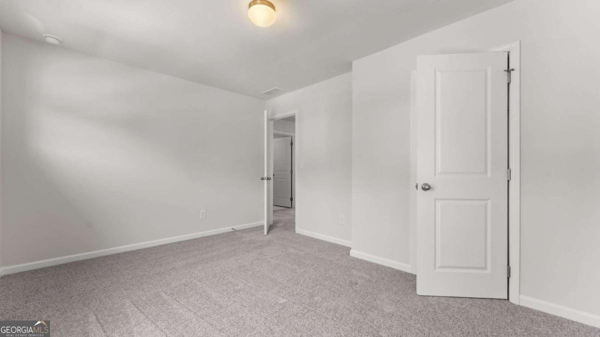 181 Bloomfield Circle Canton - Photo 11