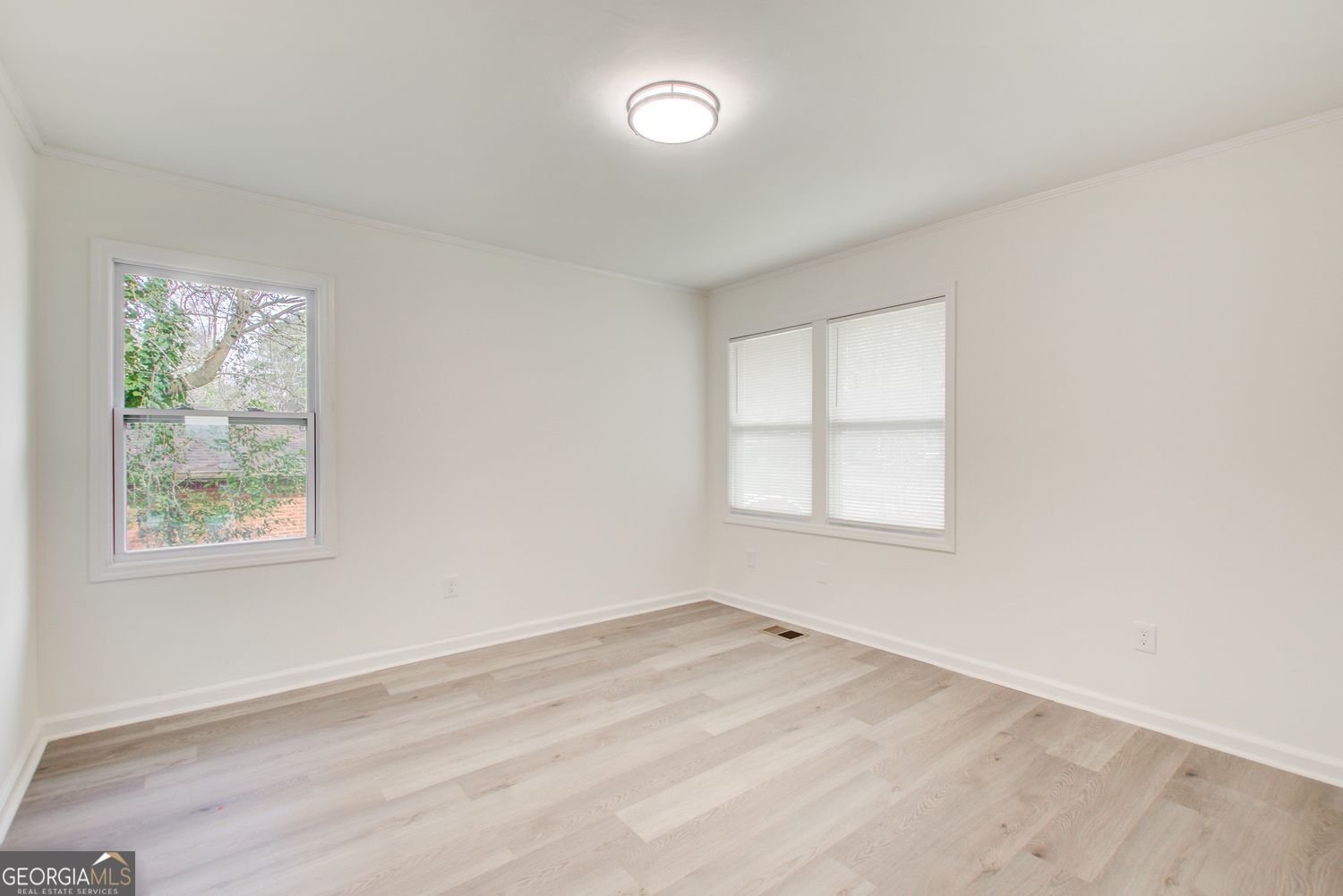 2879 Harlan Dr Atlanta - Photo 6