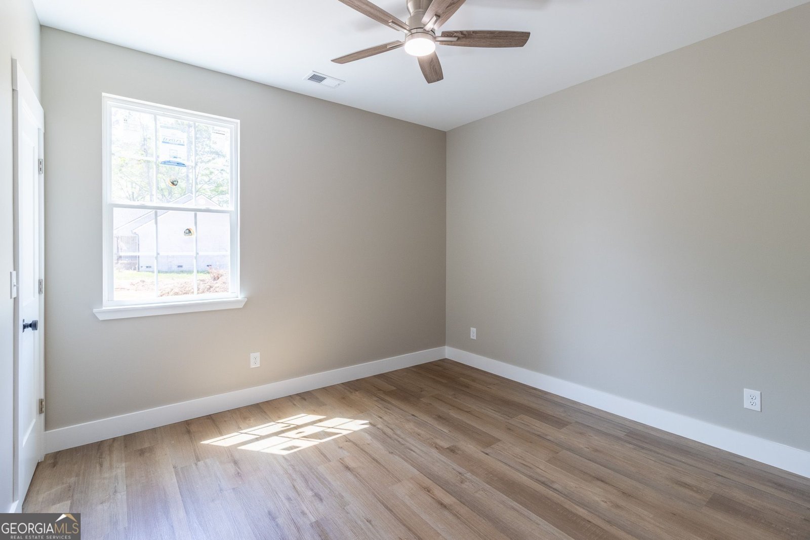 822 Wildwood Chatsworth - Photo 15