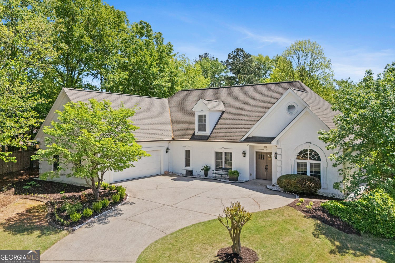 1610 Oakfield Lane Roswell - Photo 1