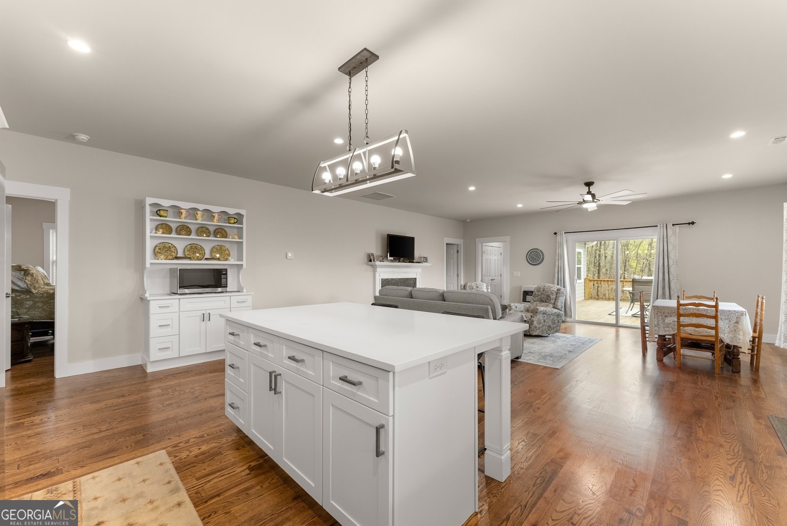 527 Abby Clayton - Photo 10