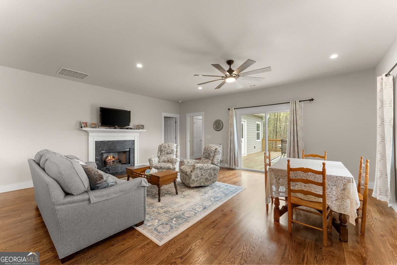 527 Abby Clayton - Photo 11