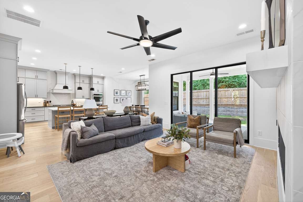 3896 Town Farms Drive Peachtree Corners - Photo 15