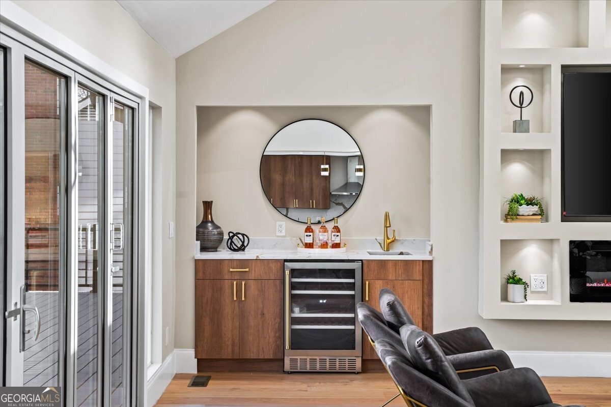 250 Bruton Way Sandy Springs - Photo 10