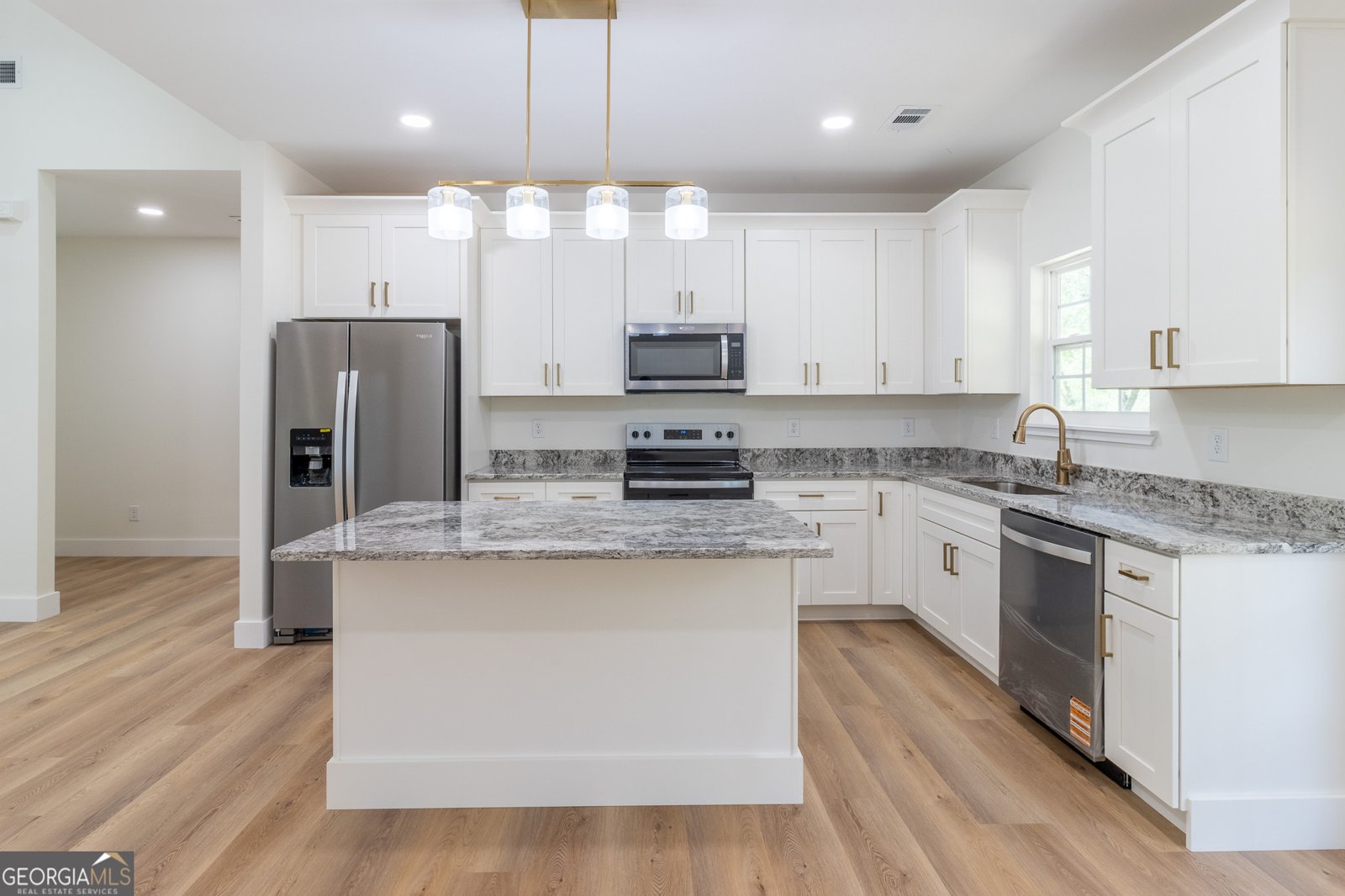 856 Wildwood Drive Chatsworth - Photo 7