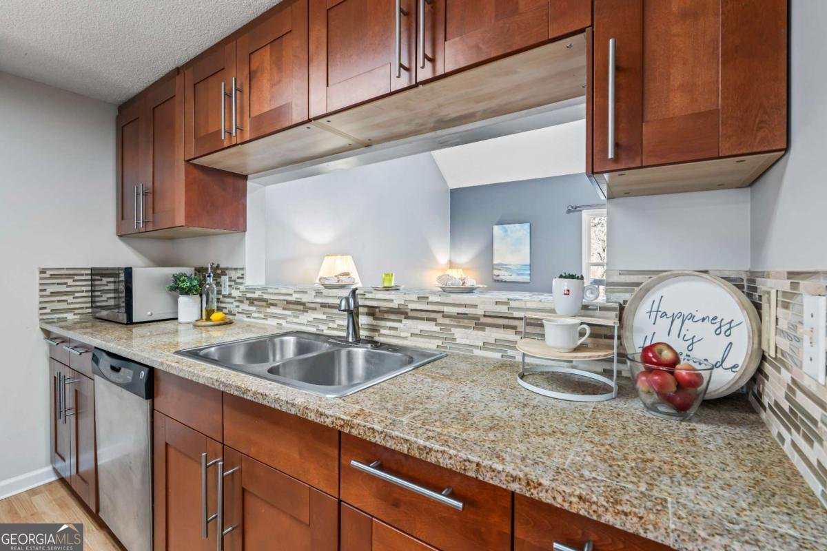 802 Ivy Green Lane Marietta - Photo 6