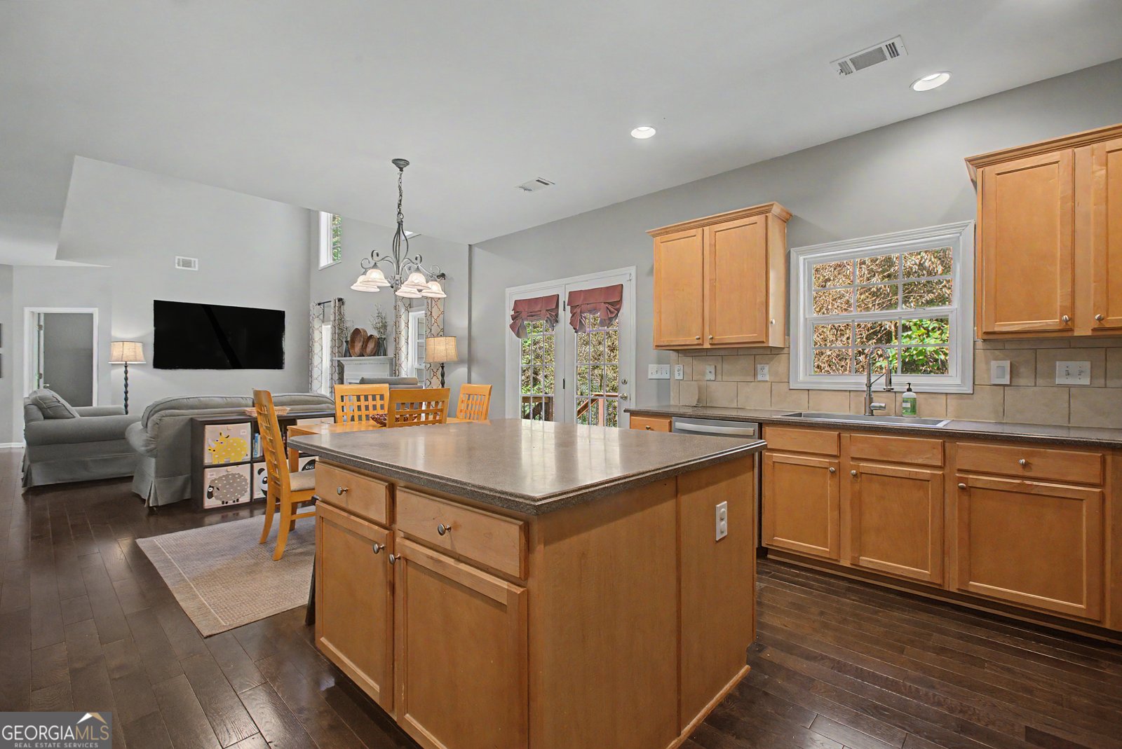 2430 Terry Court Cumming - Photo 12