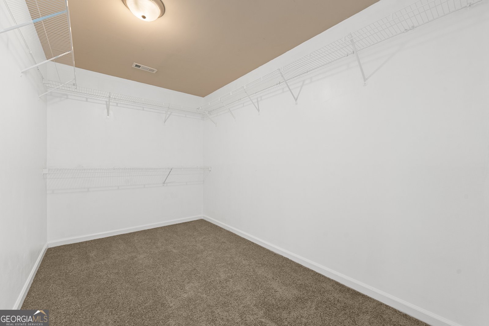 677 Massey Street Winder - Photo 33