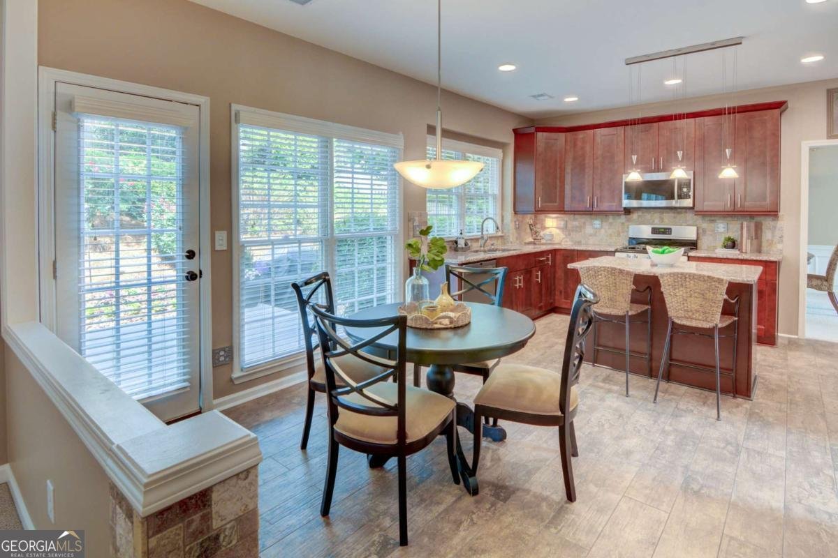 4055 Ancroft Circle Peachtree Corners - Photo 12