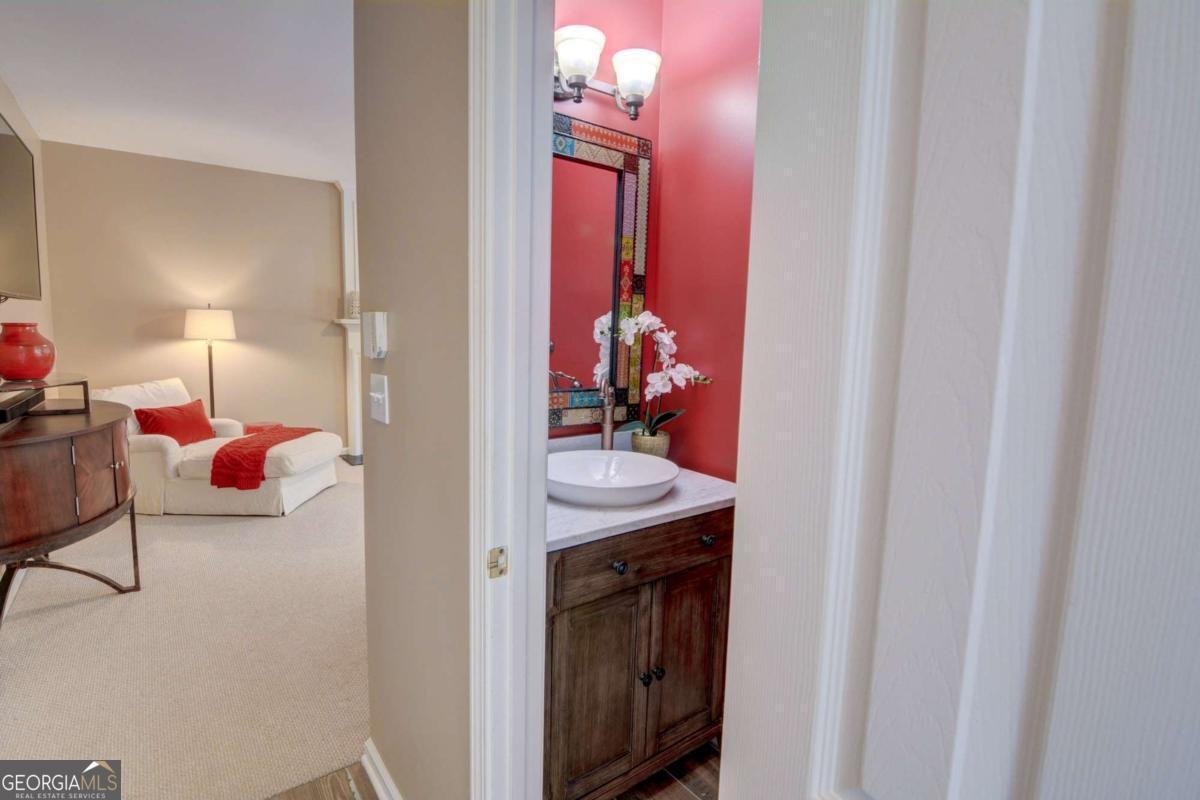 4055 Ancroft Circle Peachtree Corners - Photo 17