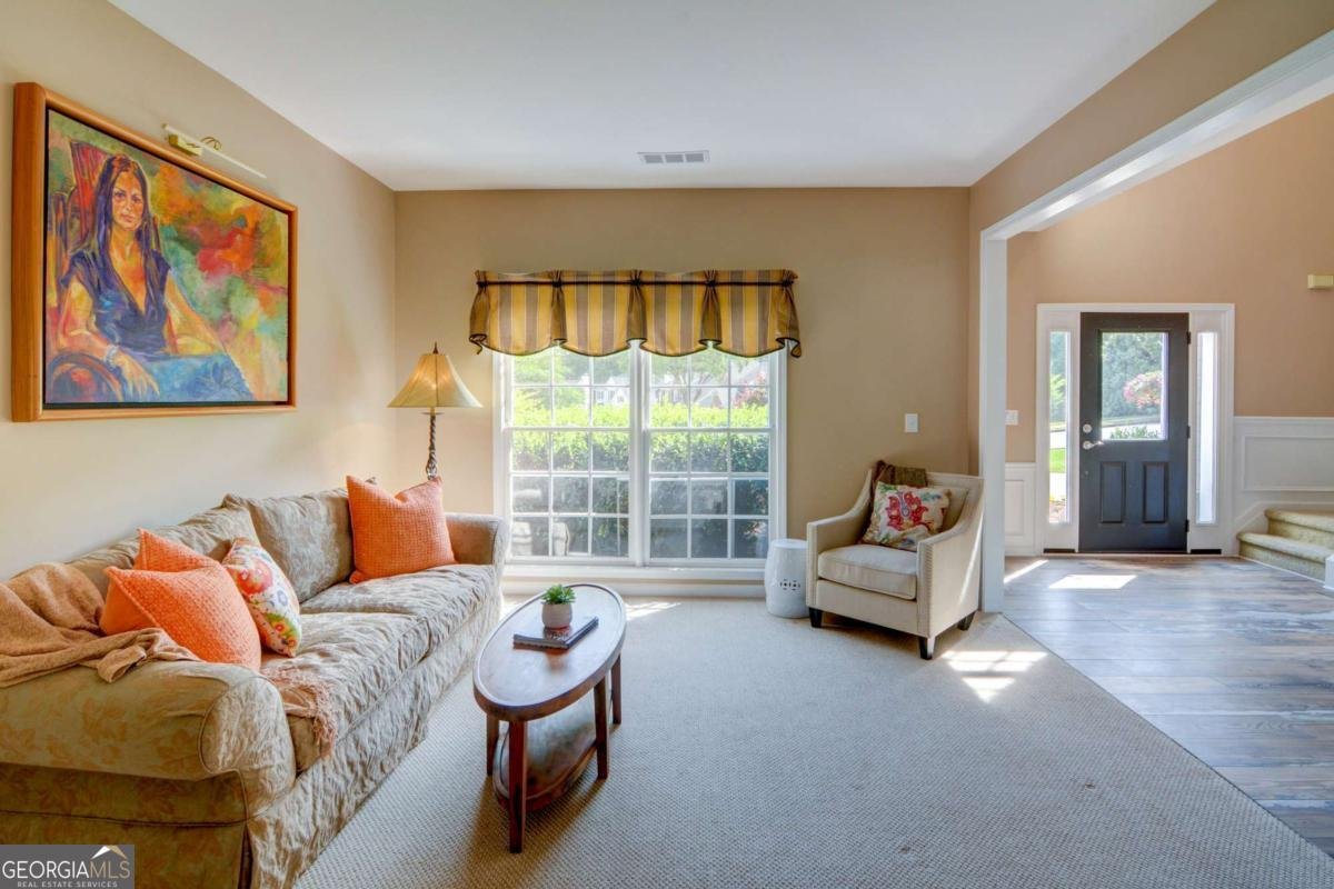 4055 Ancroft Circle Peachtree Corners - Photo 6