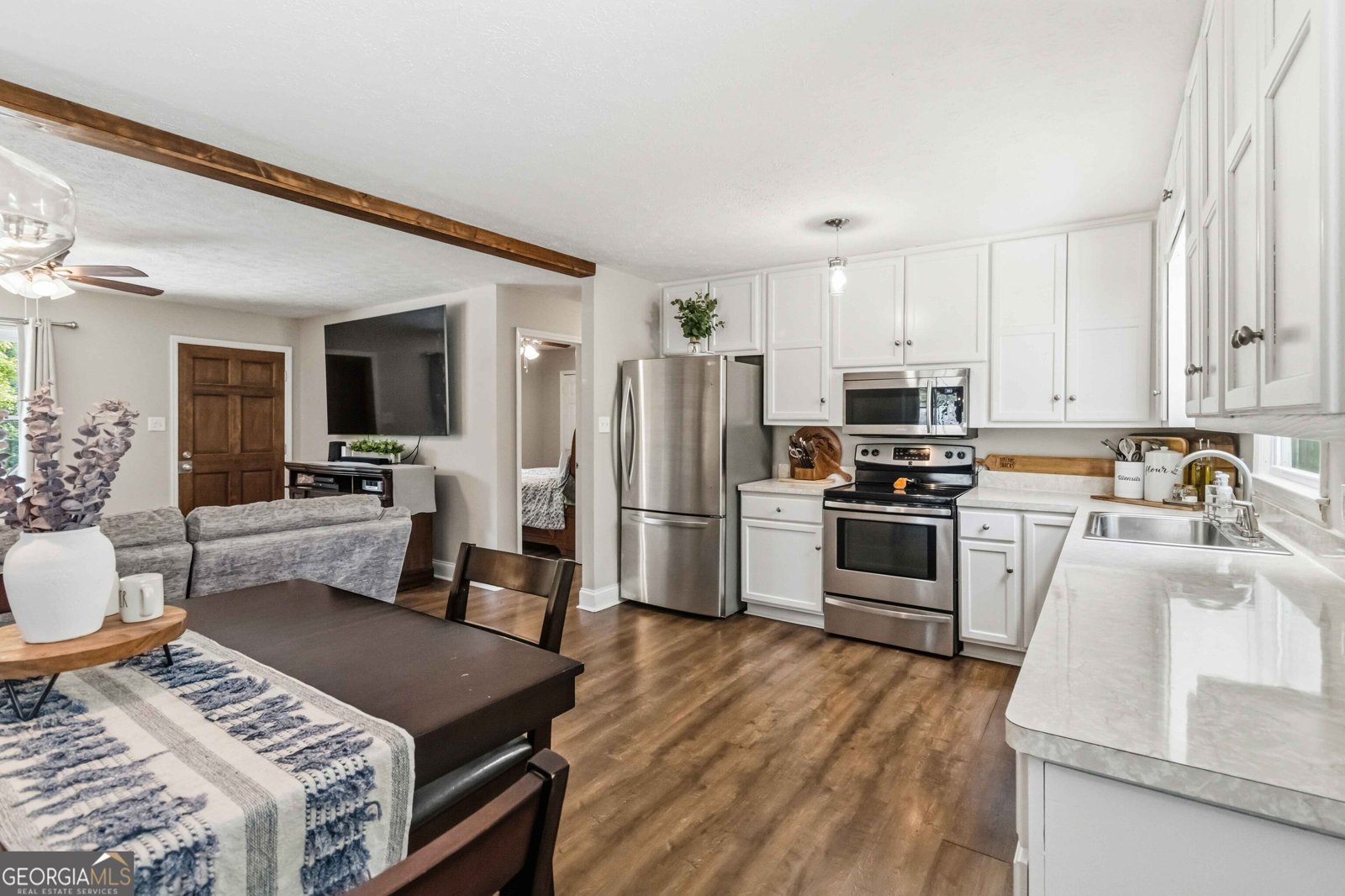 899 simmons social circle - Photo 10