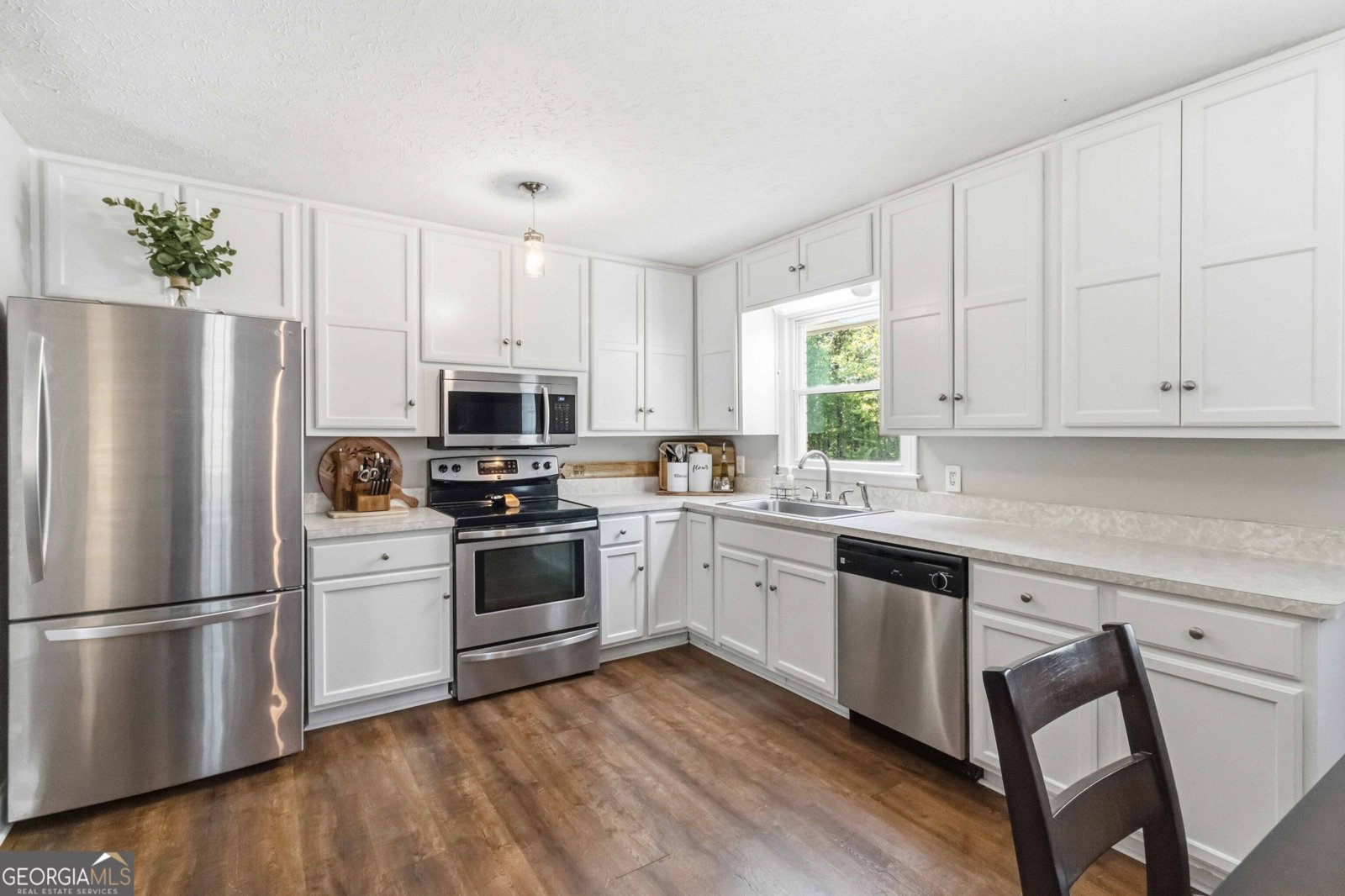 899 simmons social circle - Photo 12