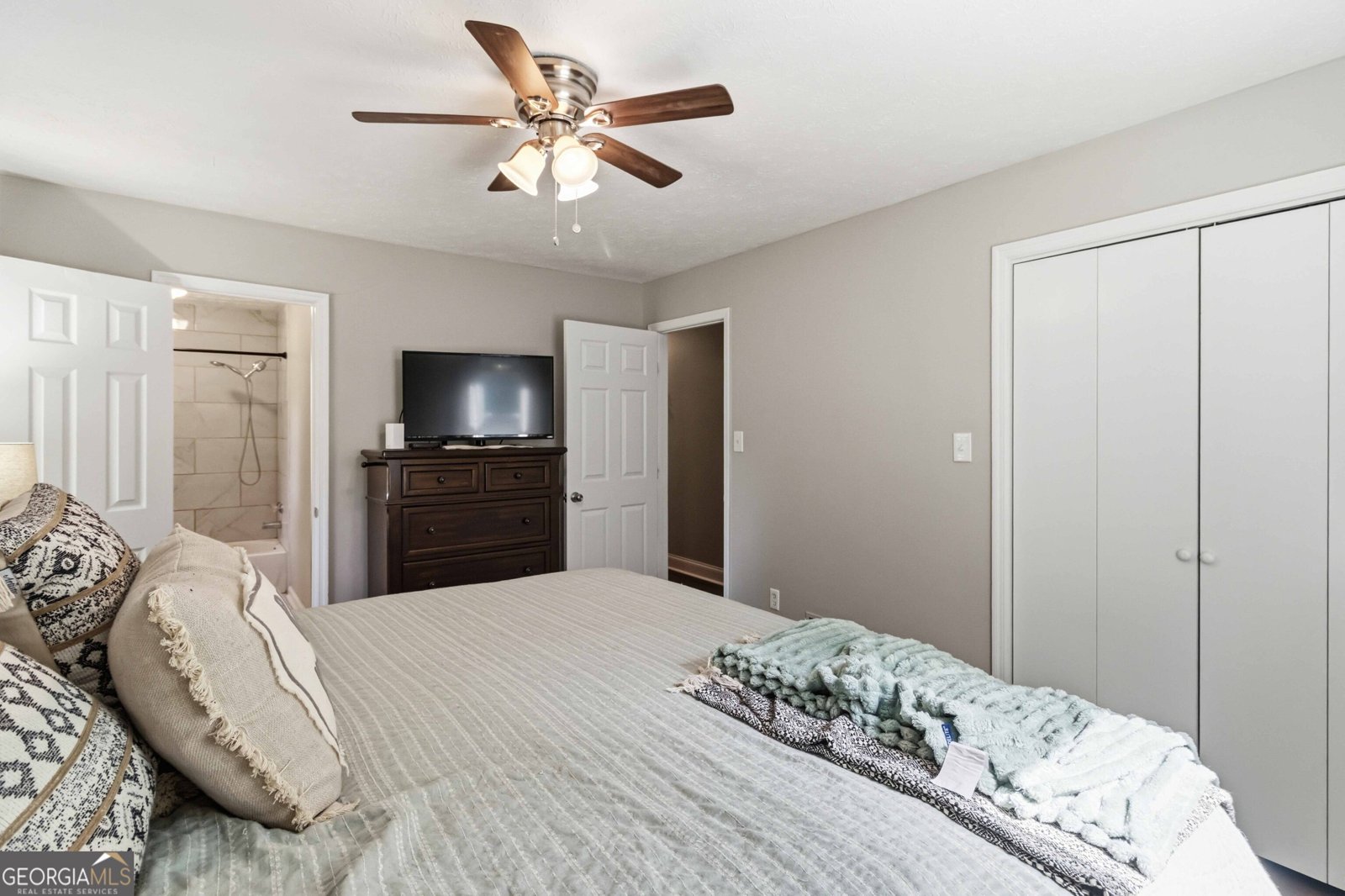 899 simmons social circle - Photo 19