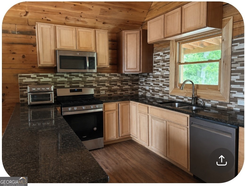 1314 Cheatham Road Griffin - Photo 14