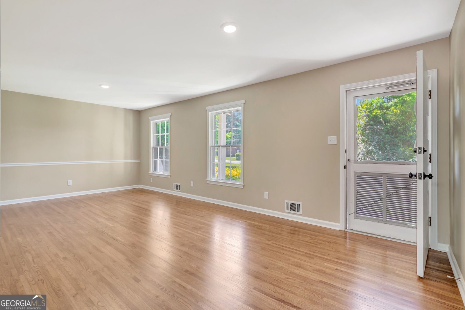 335 Kelly Drive Fayetteville - Photo 8