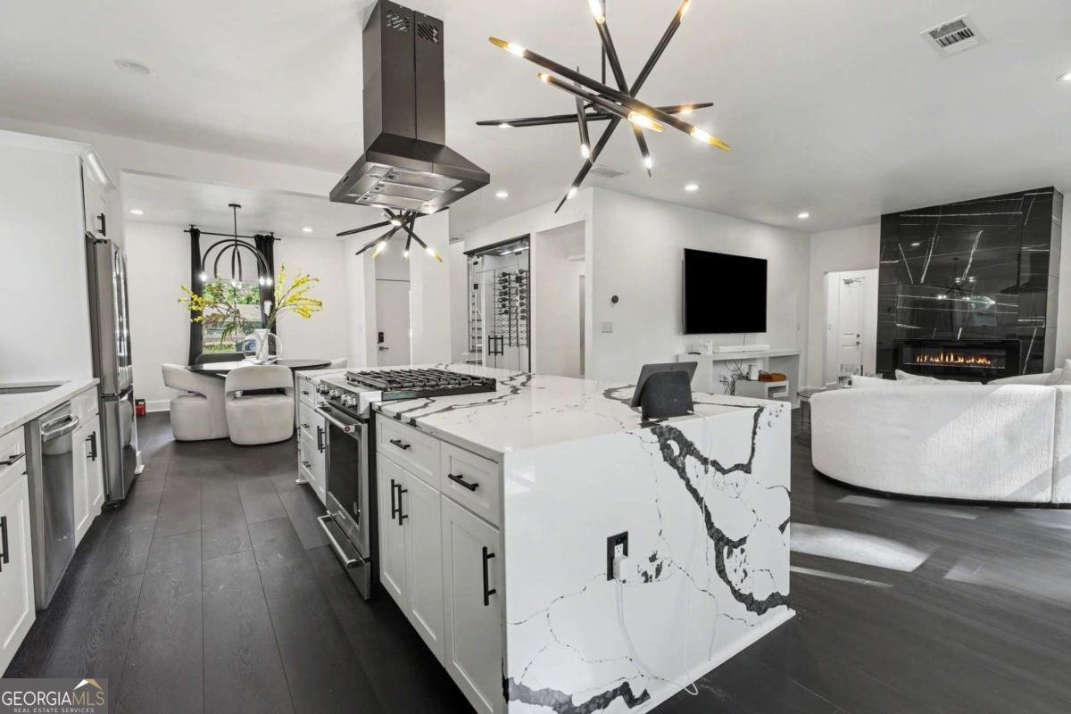 855 Fleetwood Circle Atlanta - Photo 12