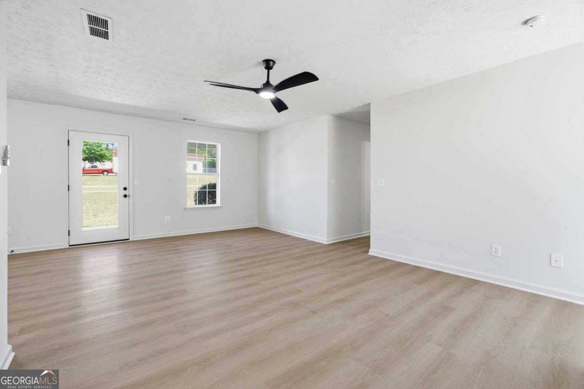 1230 Park Street Loganville - Photo 13