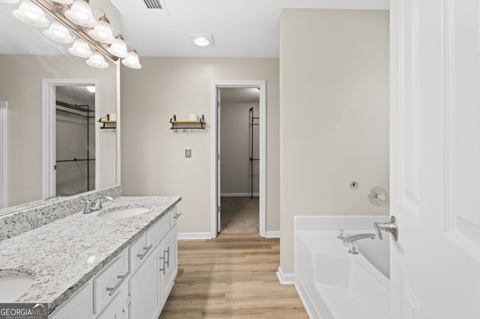 7164 Hazelwood Dr Jonesboro - Photo 40