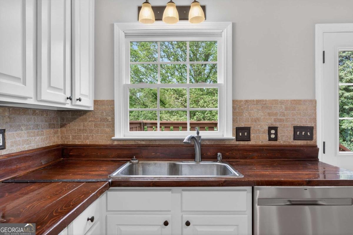 3301 Connie Way Winston - Photo 16