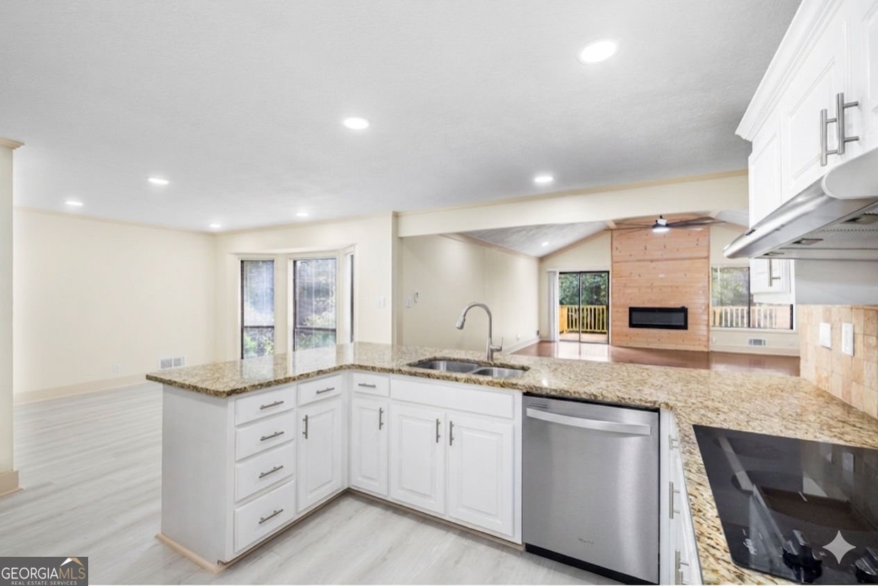 234 Shadow Lake Drive Lilburn - Photo 10