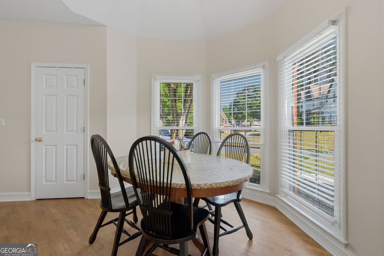 5355 Flowering Dogwood Court Powder Springs - Photo 8