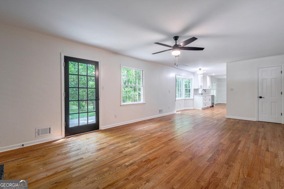 295 Cedar Creek Drive Athens - Photo 6