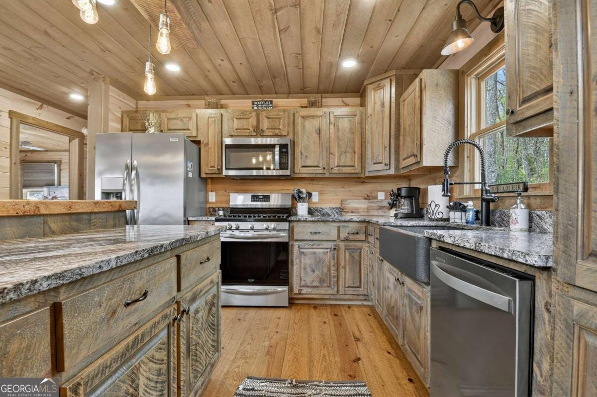 346 Spirit Mountain Road Blue Ridge - Photo 13