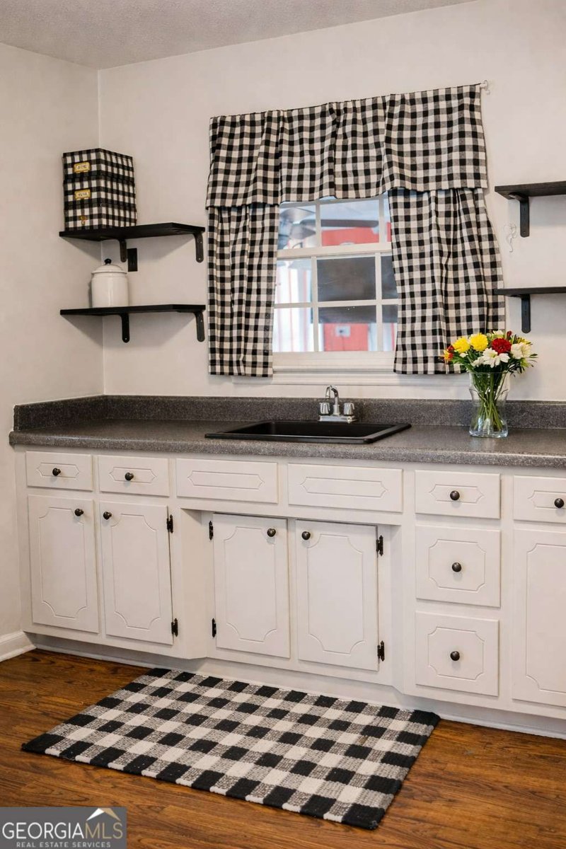 2100 Rays Church Road Bishop - Photo 9