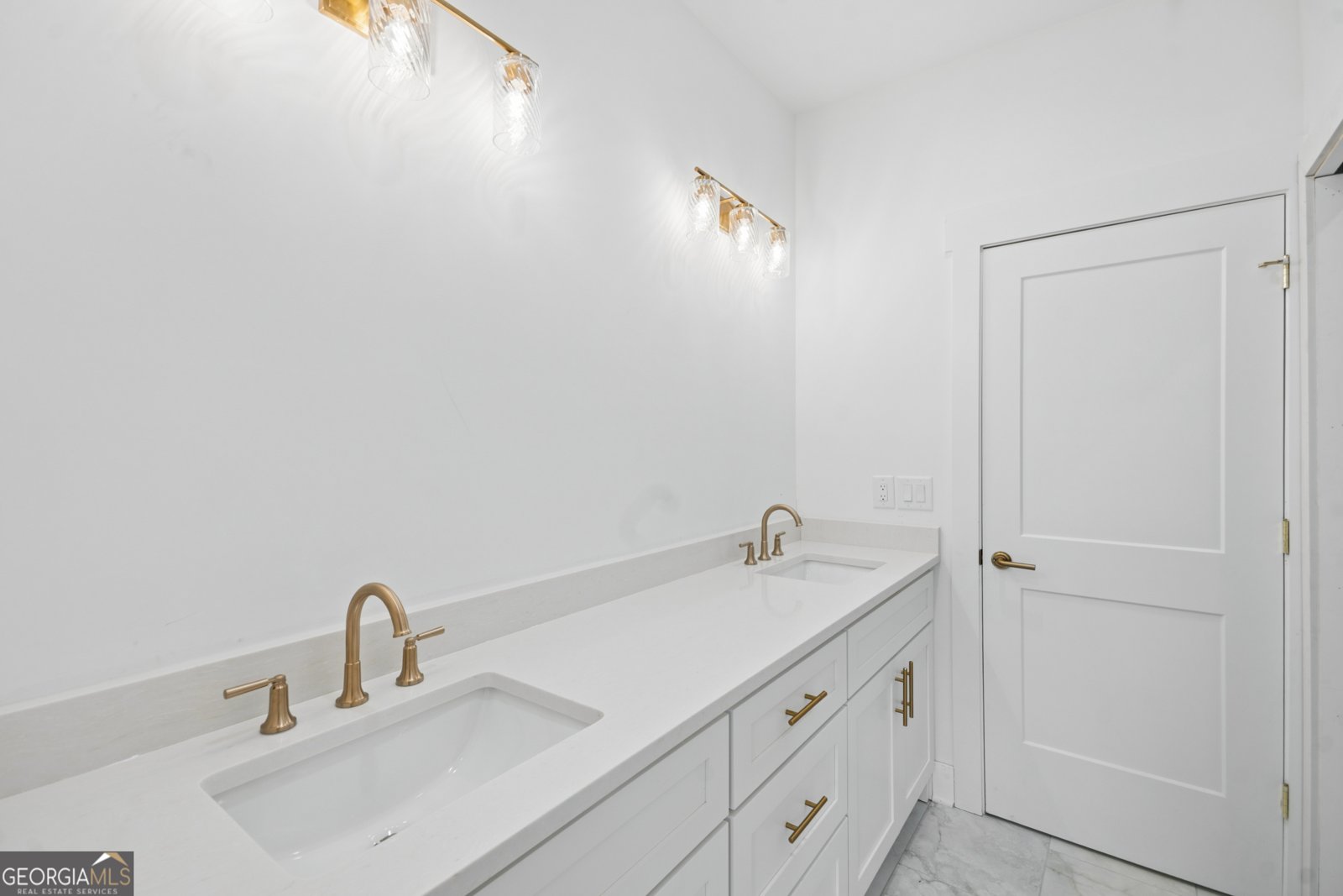 10745 Waters Road Alpharetta - Photo 44