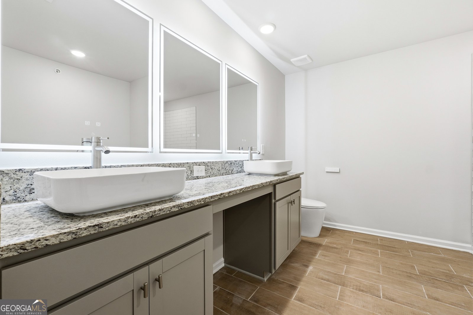 8353 Columbia Court Palmetto - Photo 15