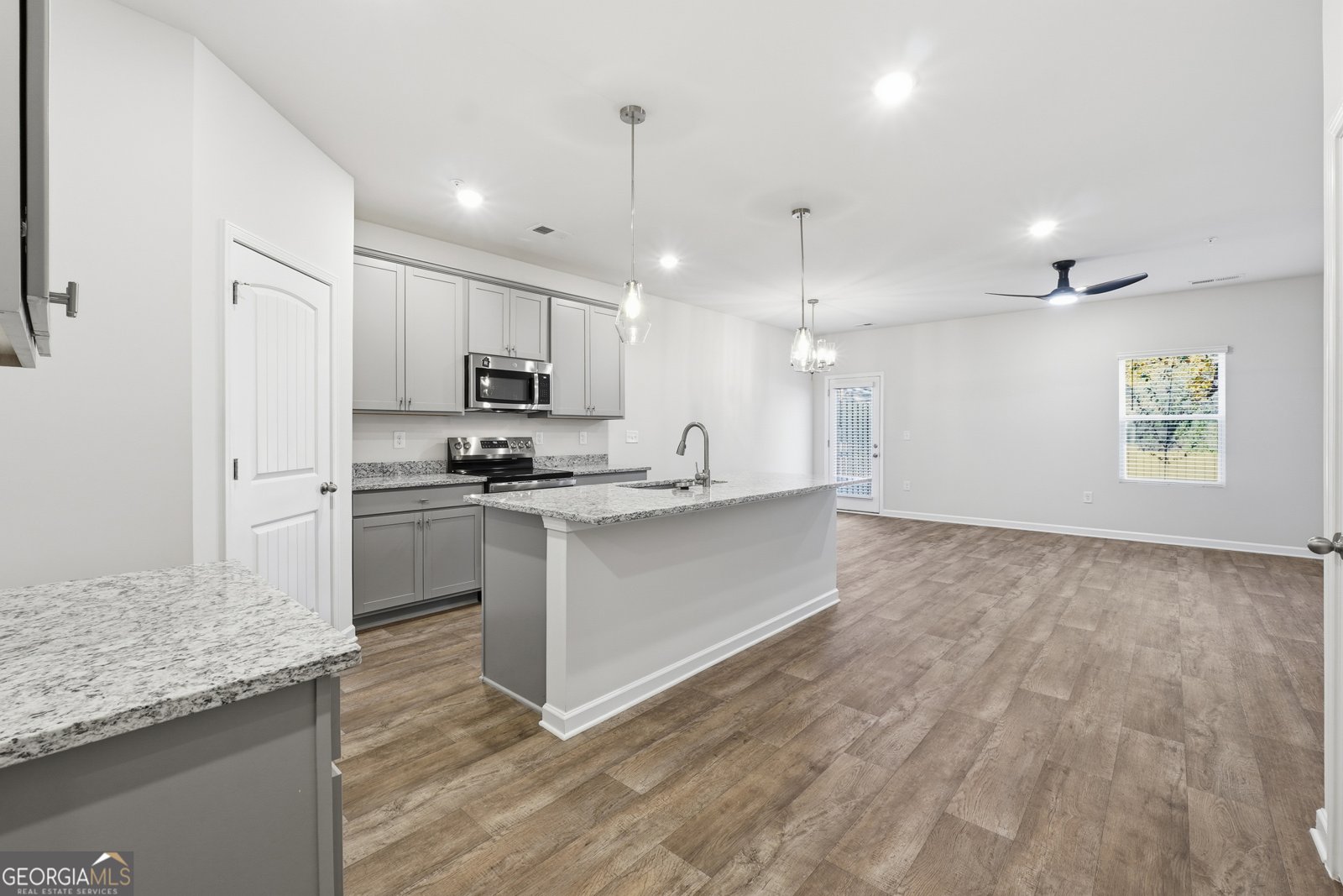 8351 Columbia Court Palmetto - Photo 6