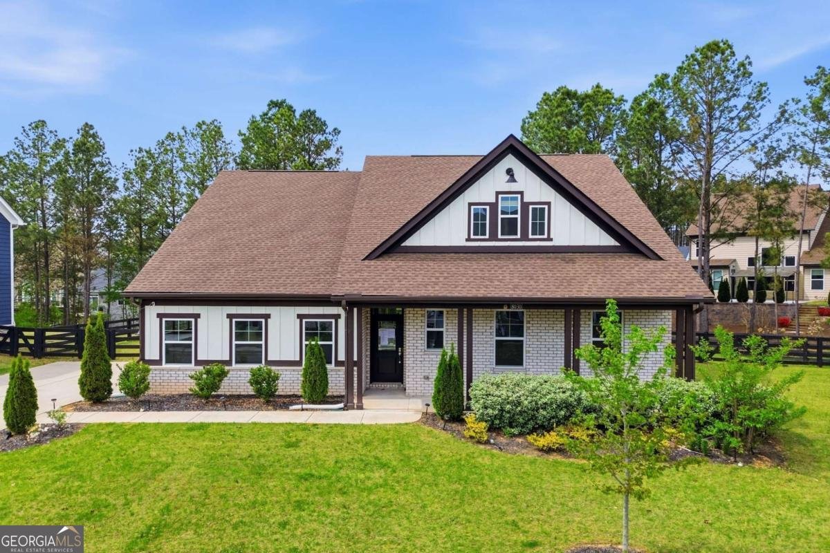 8030 Stiner Grove Ball Ground - Photo 1