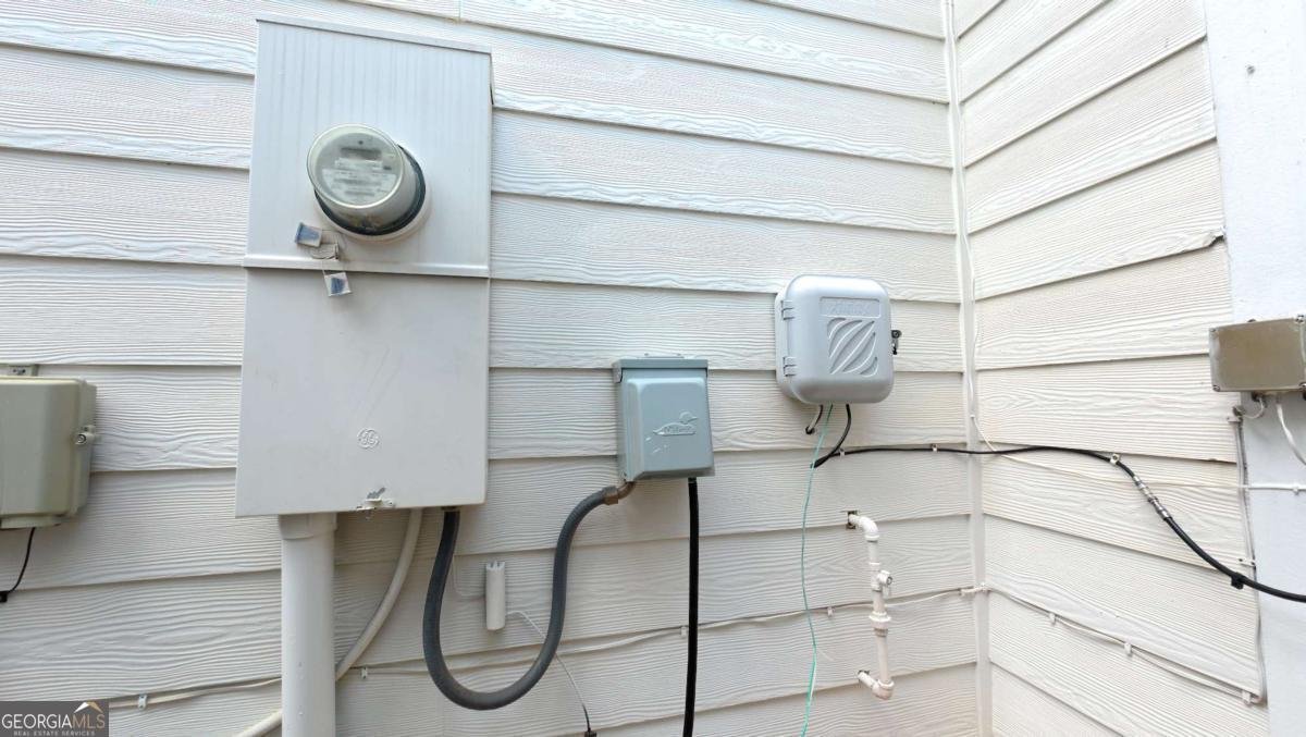 6351 Blackjack Road Flowery Branch - Photo 12